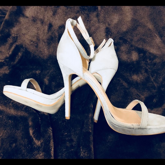 SOLD!! SEXY HEELS...NEW - Picture 4 of 5